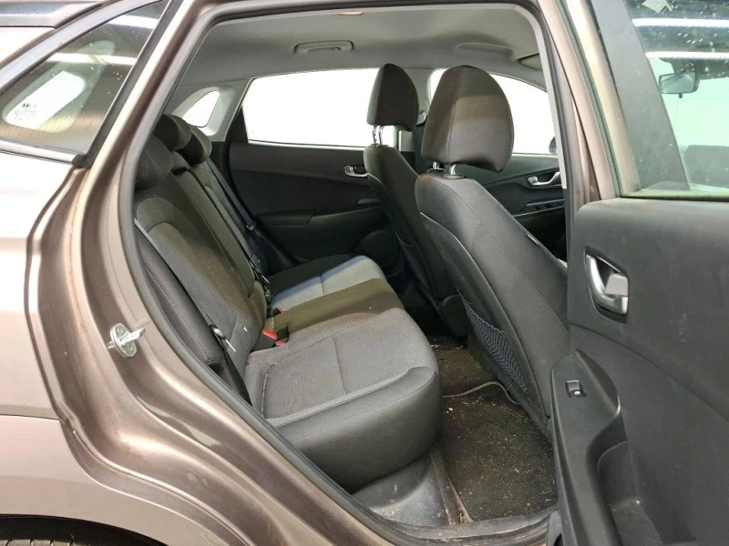 Hyundai Kona 64 kWh, снимка 6 - Автомобили и джипове - 53071427