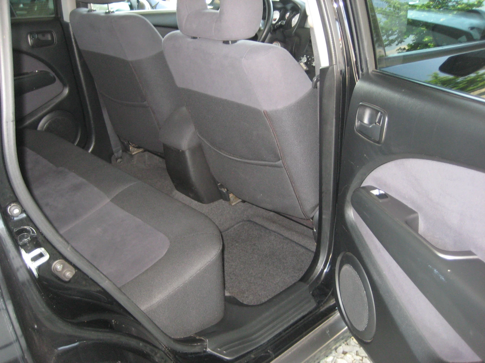 Mitsubishi Outlander 2.0MPI | Mobile.bg   17