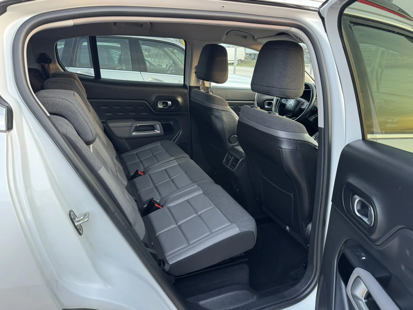 Citroen C5 Aircross 2.0HDI, снимка 13 - Автомобили и джипове - 53864069