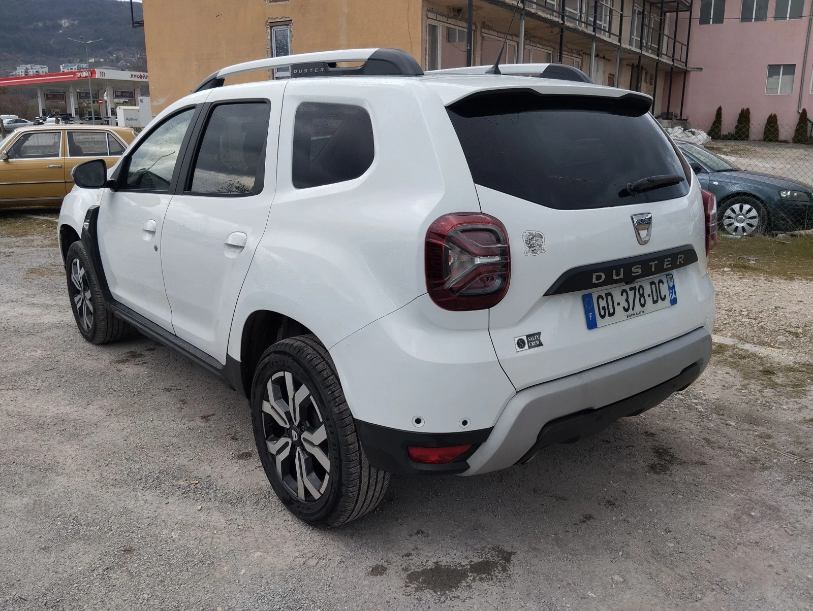 Dacia Duster 1.5 dci 116 kc, снимка 4 - Автомобили и джипове - 53927922