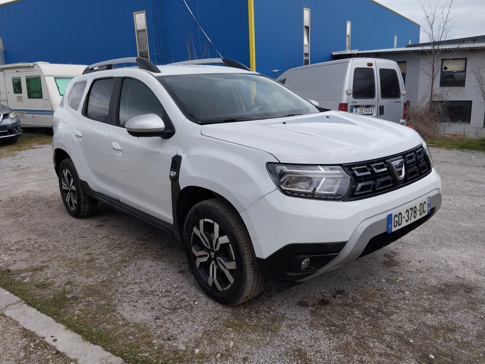 Dacia Duster 1.5 dci 116 kc, снимка 8 - Автомобили и джипове - 53927922