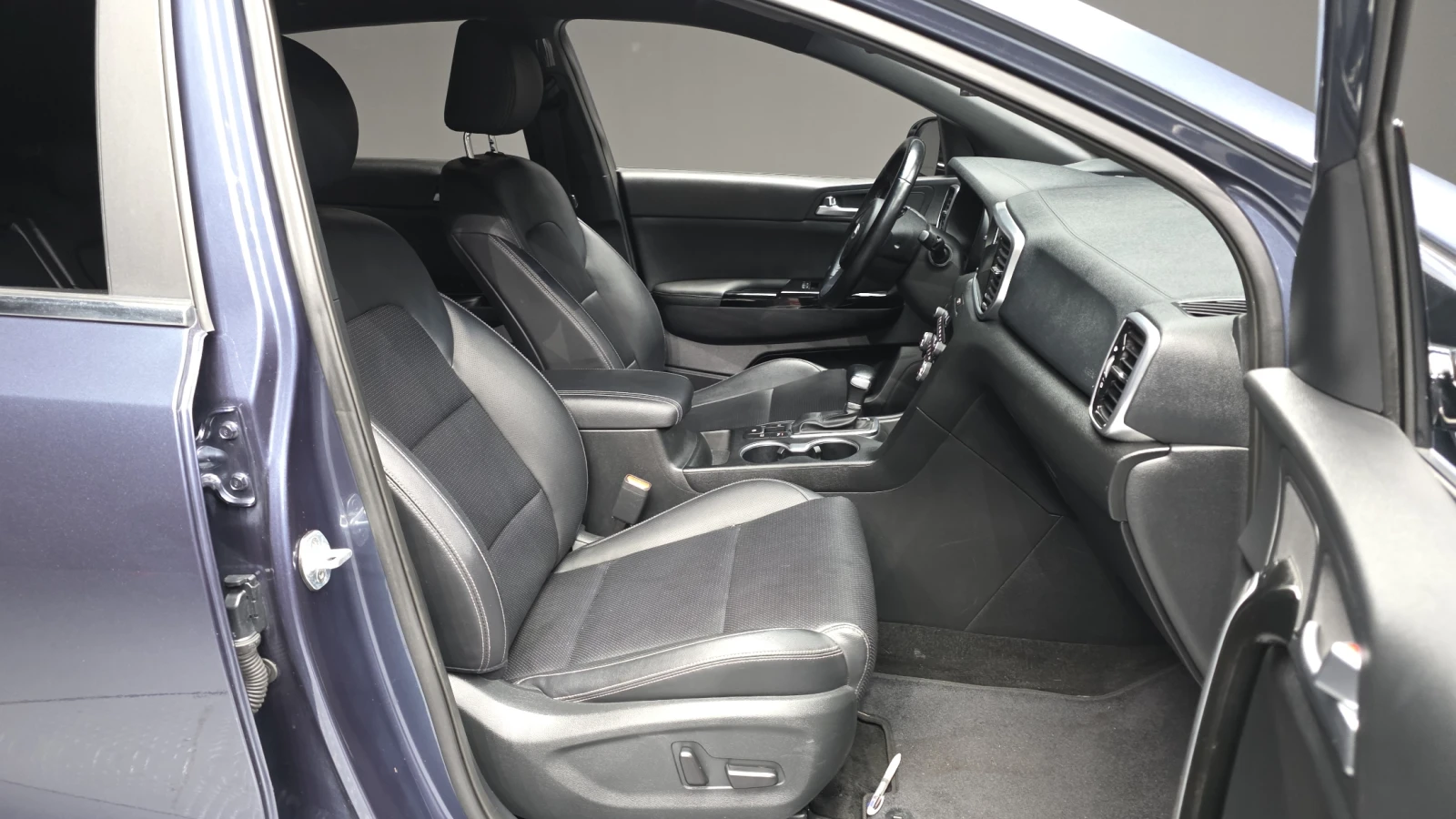 Kia Sportage 2.0 2WD INTELLIGENT autogeorge.com, снимка 11 - Автомобили и джипове - 54137706