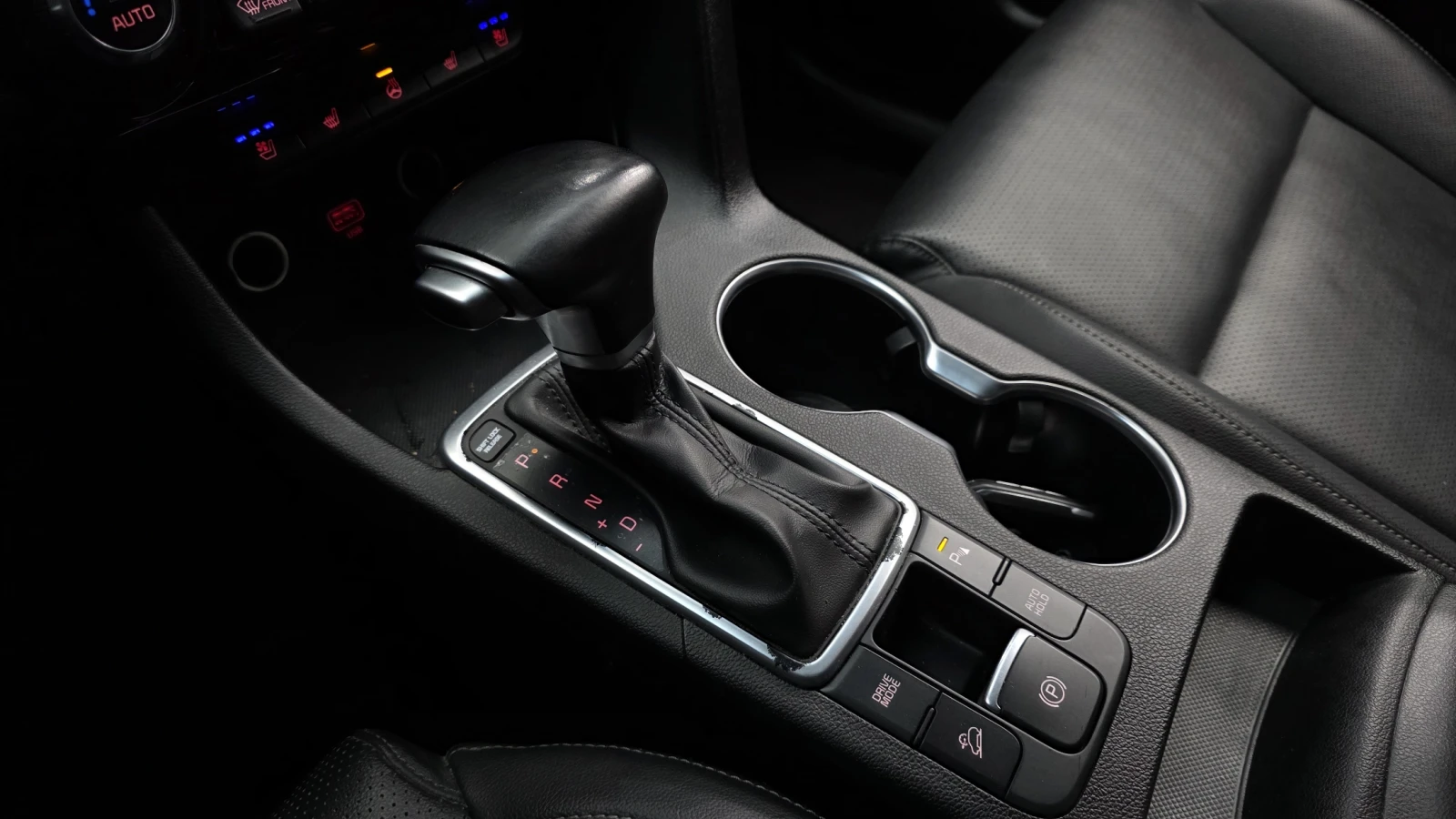 Kia Sportage 2.0 2WD INTELLIGENT autogeorge.com, снимка 9 - Автомобили и джипове - 54137706