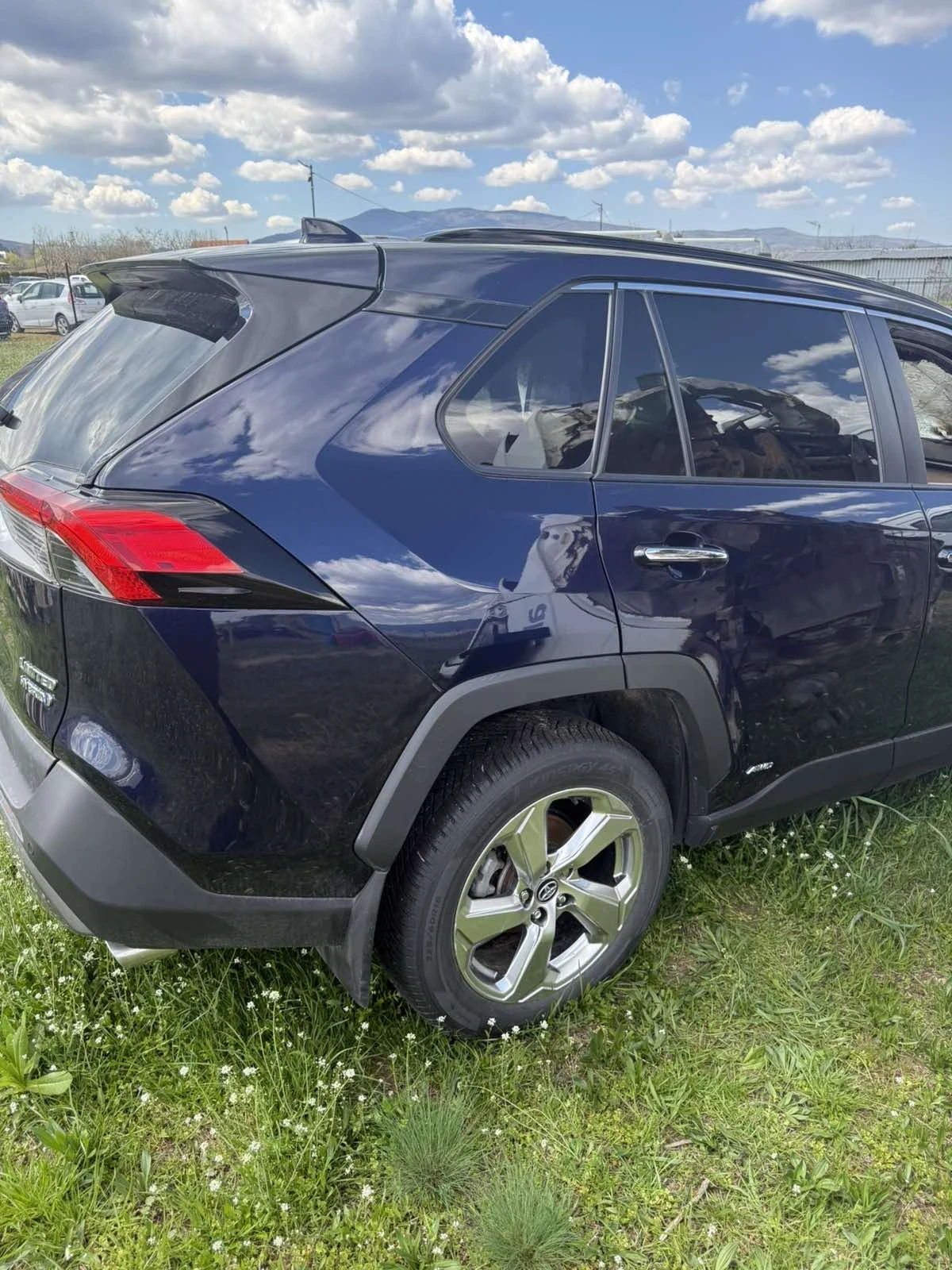 Toyota Rav4 2.5 hybrid, снимка 2 - Автомобили и джипове - 54219738