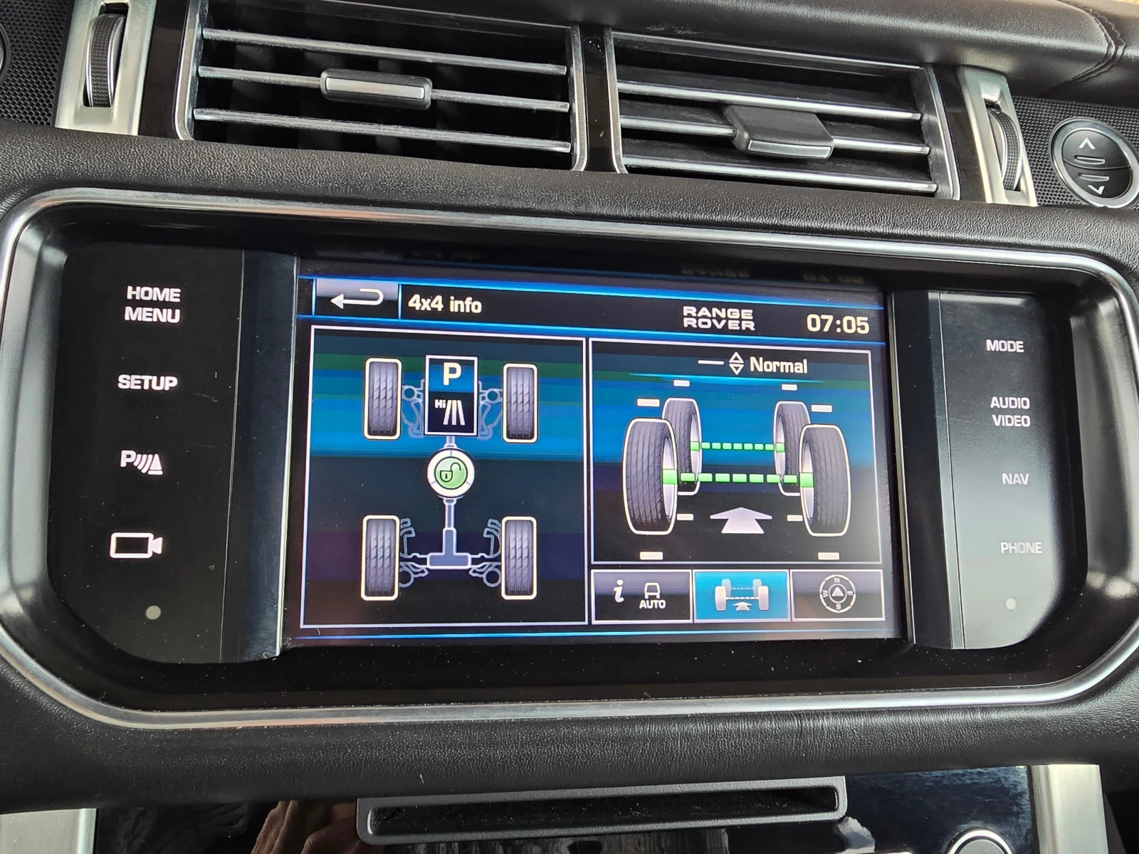 Land Rover Range rover Autobiography 4.4 TD Swiss, снимка 15 - Автомобили и джипове - 54821618