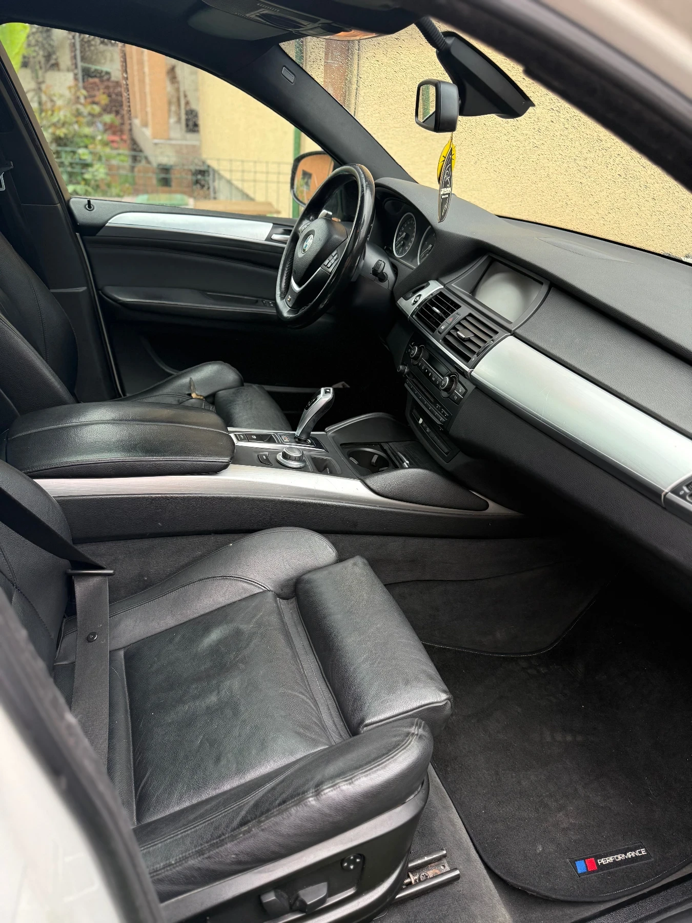 BMW X6, снимка 8 - Автомобили и джипове - 54528373