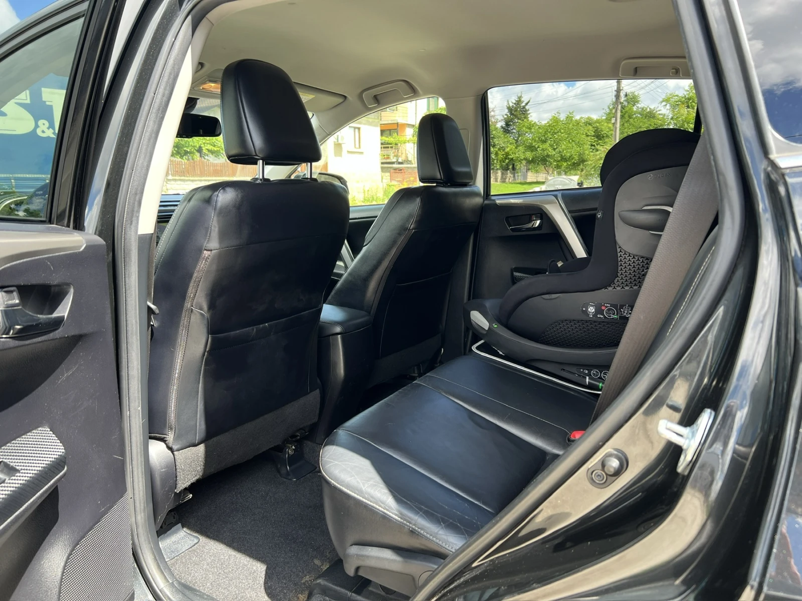 Toyota Rav4 2.2 D AWD = MGT Select 2 = , снимка 16 - Автомобили и джипове - 55007391