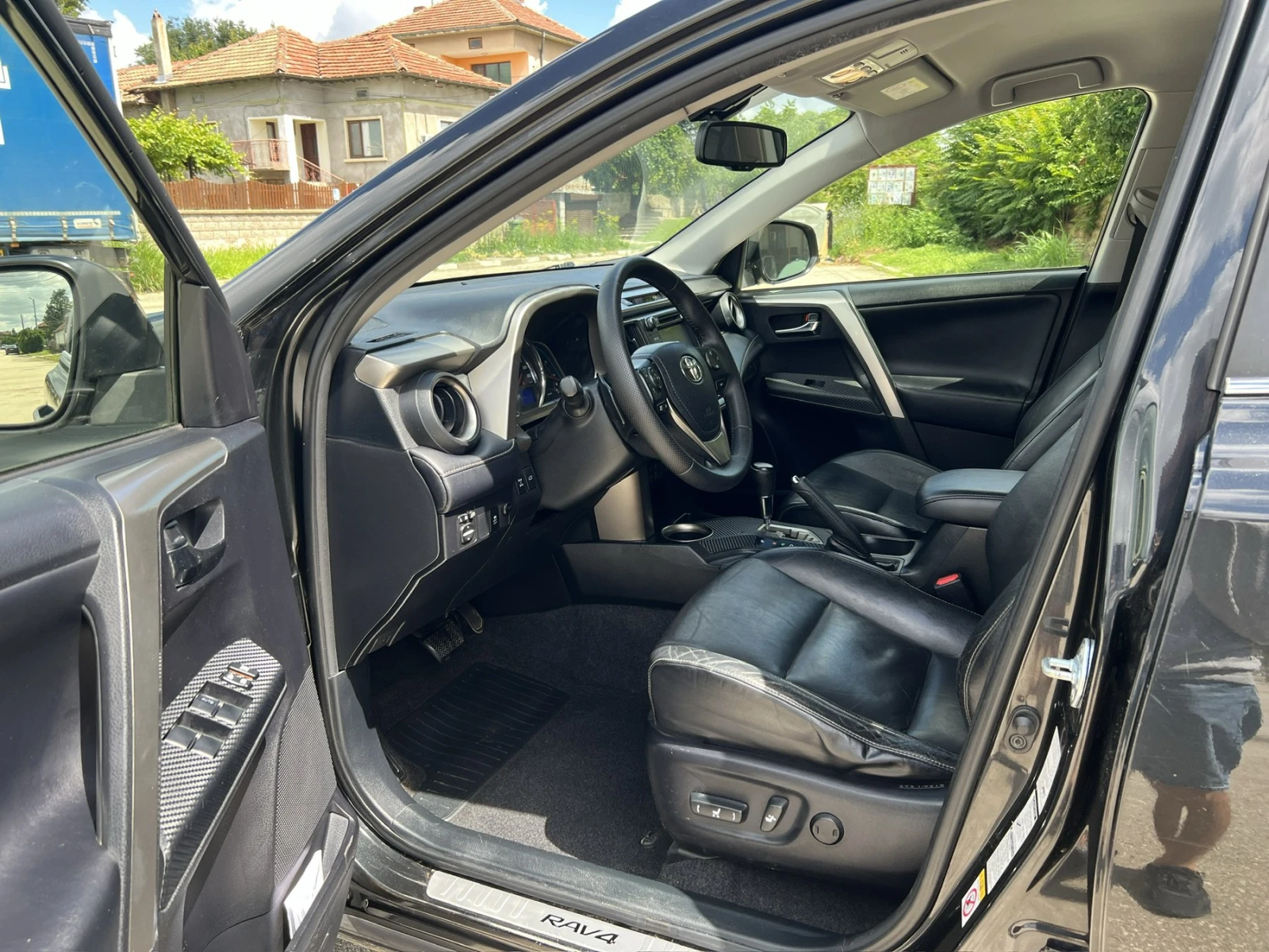 Toyota Rav4 2.2 D AWD = MGT Select 2 = , снимка 10 - Автомобили и джипове - 55007391