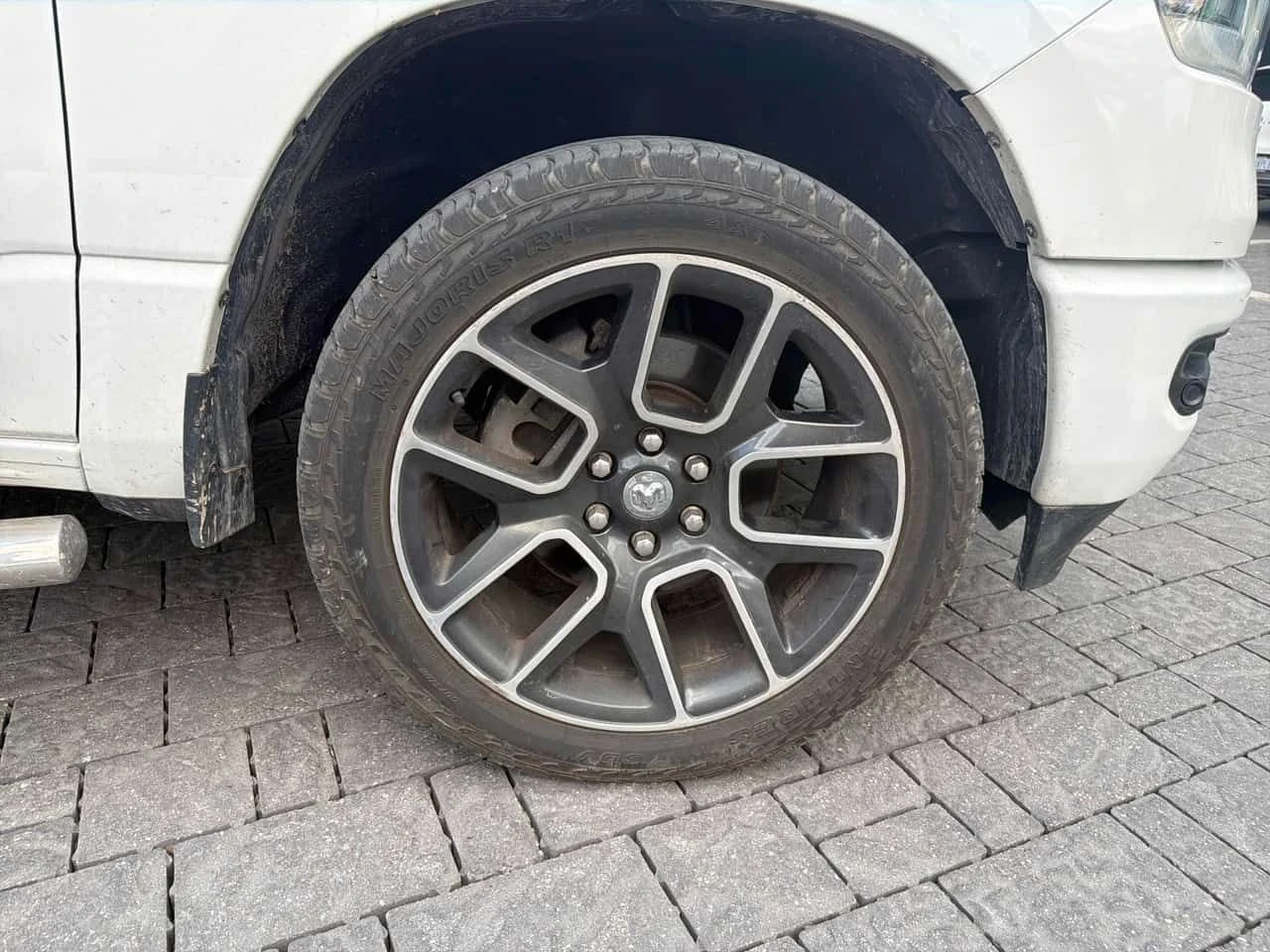 Dodge RAM 1500 * Sport * АВТОКРЕДИТ БЕЗ ПЪРВОНАЧАЛНА ВНОСКА* , снимка 7 - Автомобили и джипове - 55215920