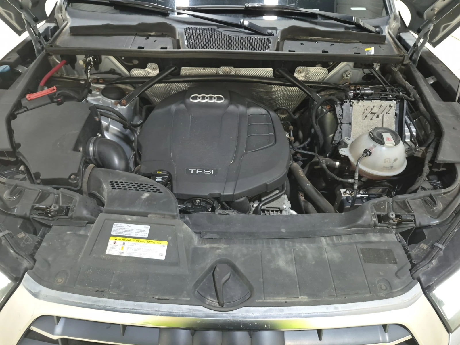 Audi Q5 KOMFORT, ПРОГЛЕМ С КЛИМАТИКА, снимка 16 - Автомобили и джипове - 56154646
