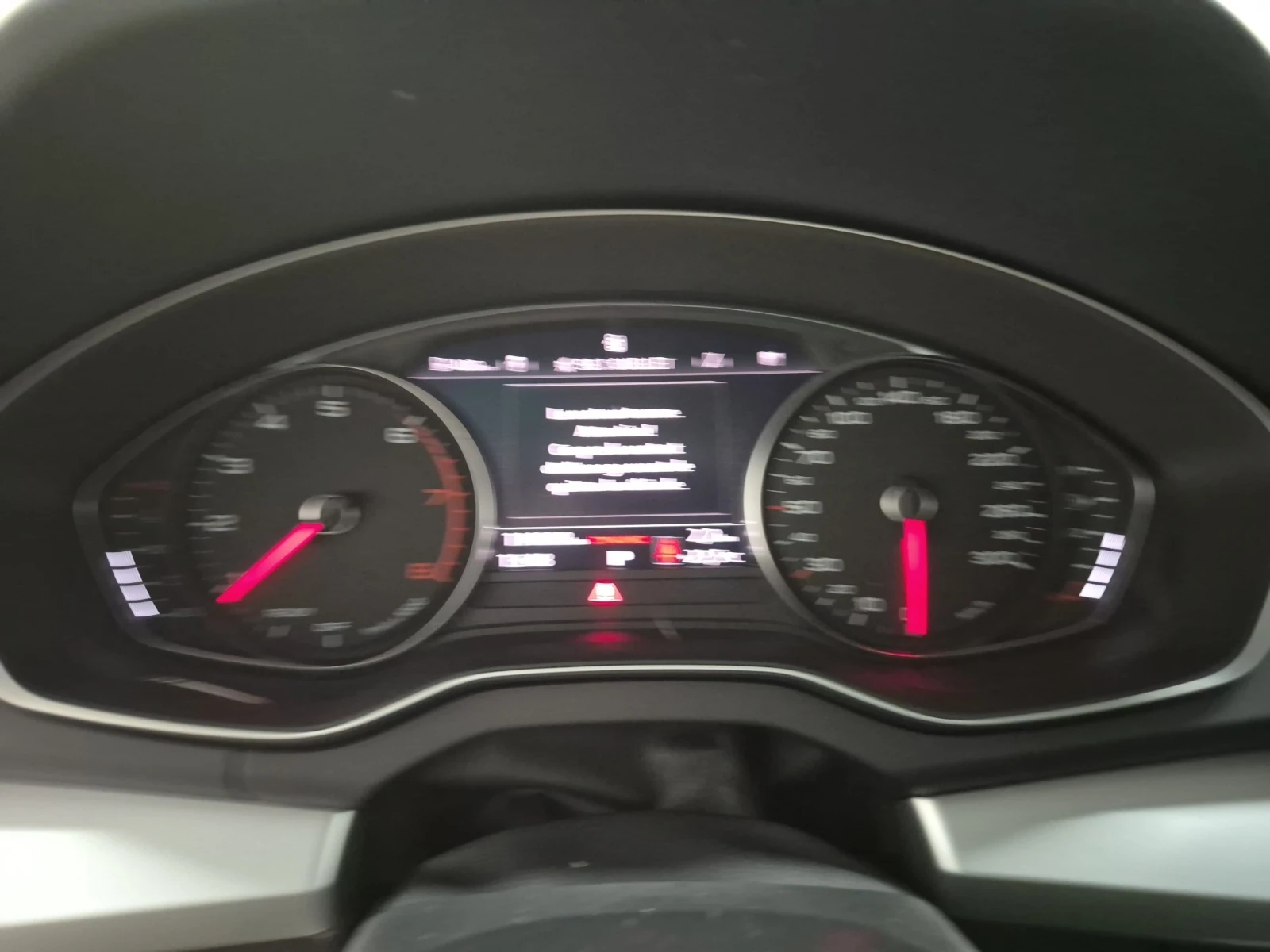 Audi Q5 KOMFORT, ПРОГЛЕМ С КЛИМАТИКА, снимка 9 - Автомобили и джипове - 56154646