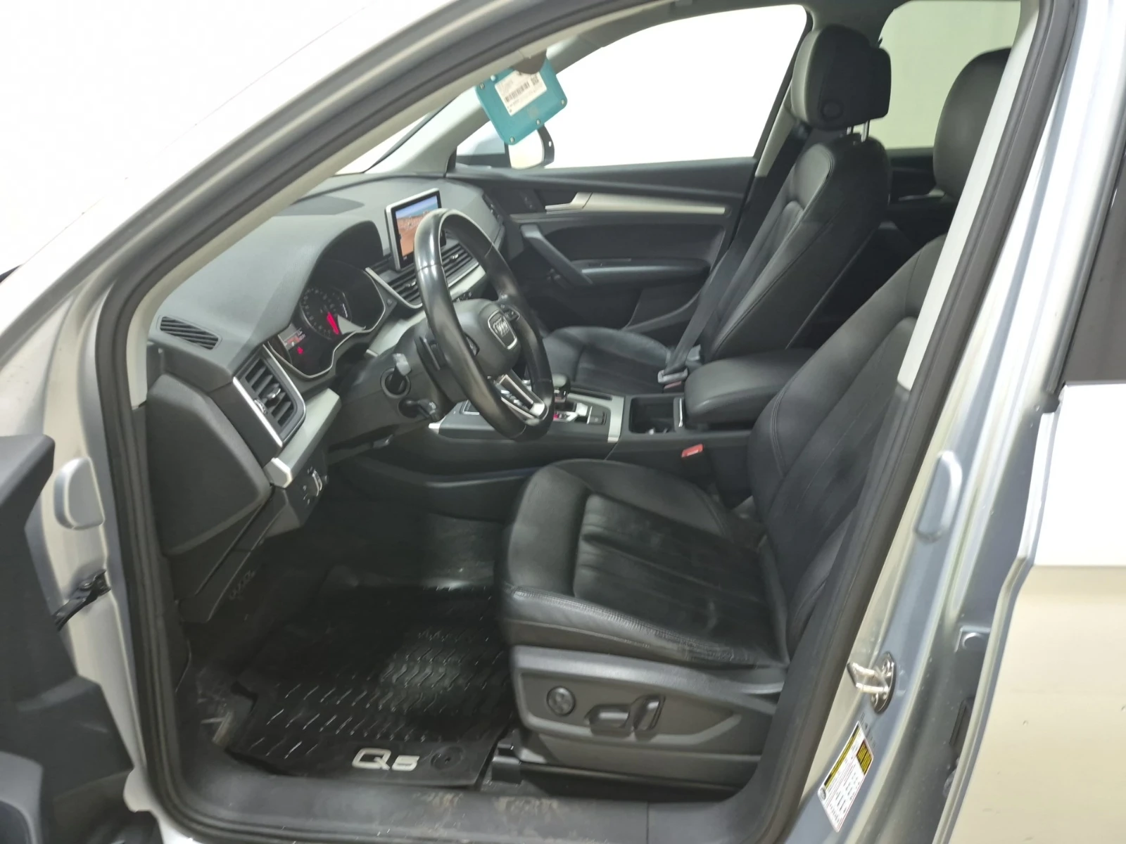Audi Q5 KOMFORT, ПРОГЛЕМ С КЛИМАТИКА, снимка 5 - Автомобили и джипове - 56154646