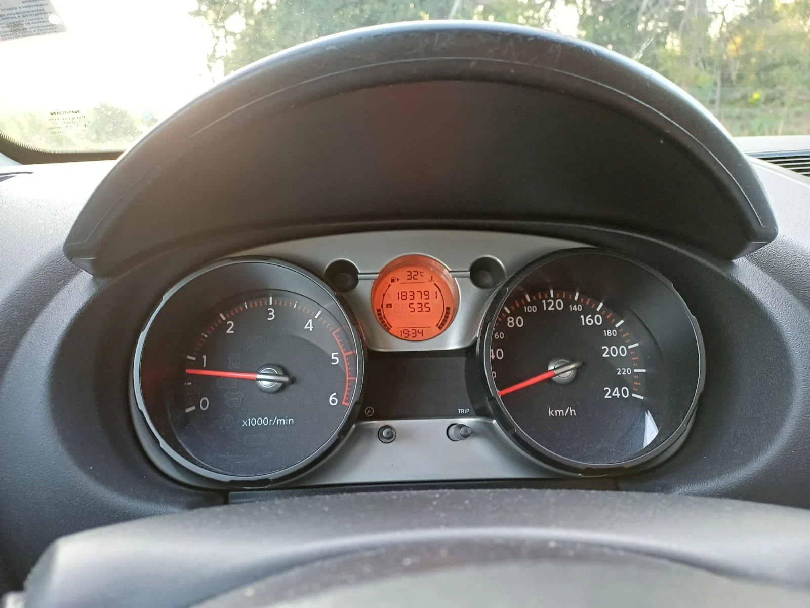 Nissan Qashqai 2.0 dCi 4x4, снимка 5 - Автомобили и джипове - 56200920