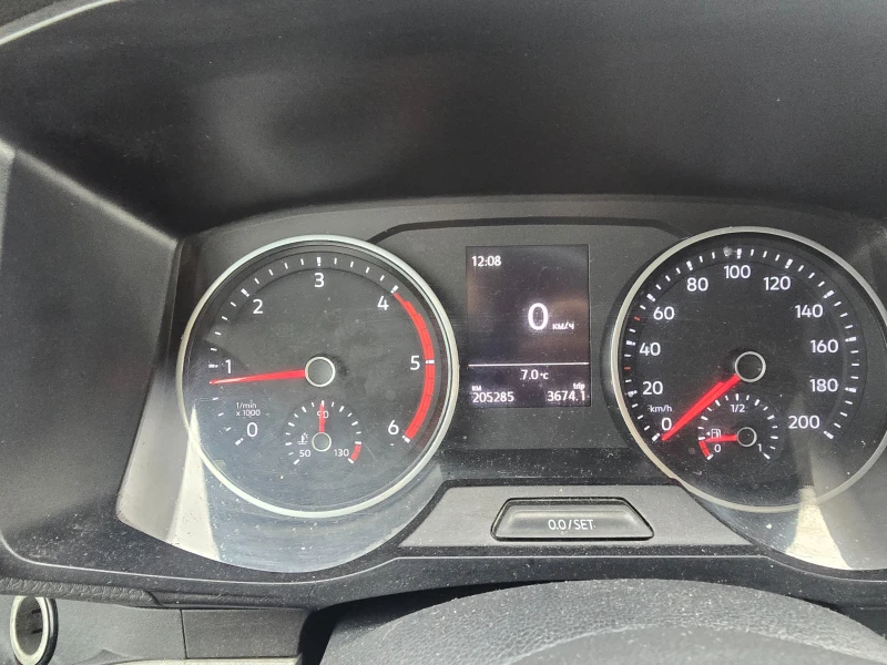 VW Crafter 2.0TDI, снимка 9 - Бусове и автобуси - 53507039