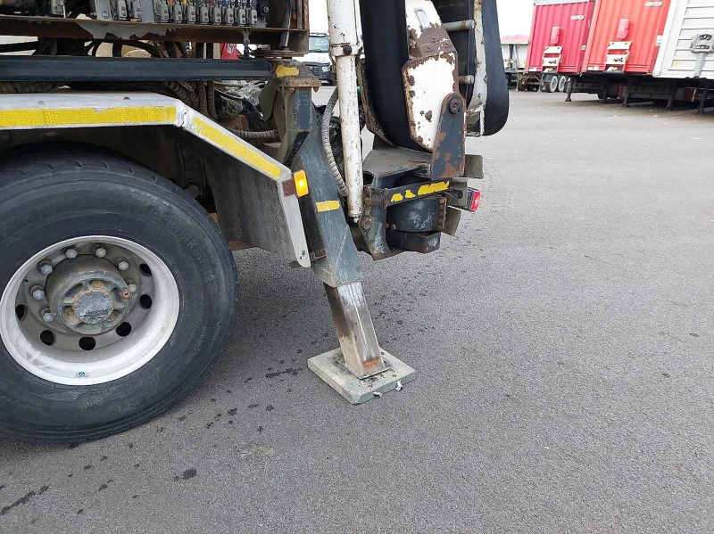 Renault C 430 БЕТОНОВОЗ 8x4, снимка 8 - Камиони - 52668060