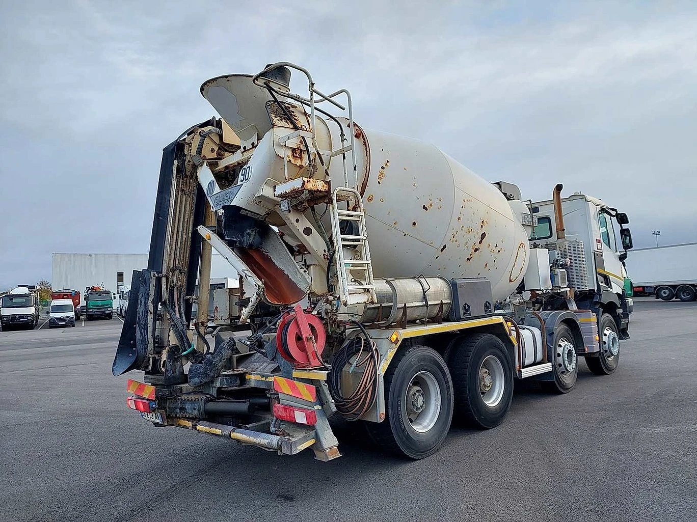 Renault C 430 БЕТОНОВОЗ 8x4 - изображение 6