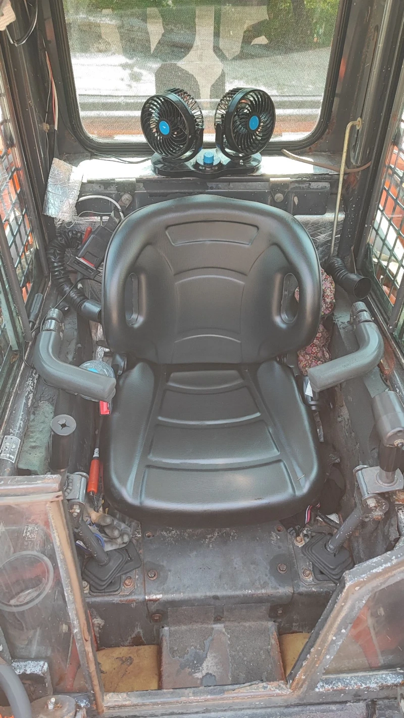 Мини челни товарачи Bobcat Фиат Кобелко, снимка 5 - Индустриална техника - 53148055