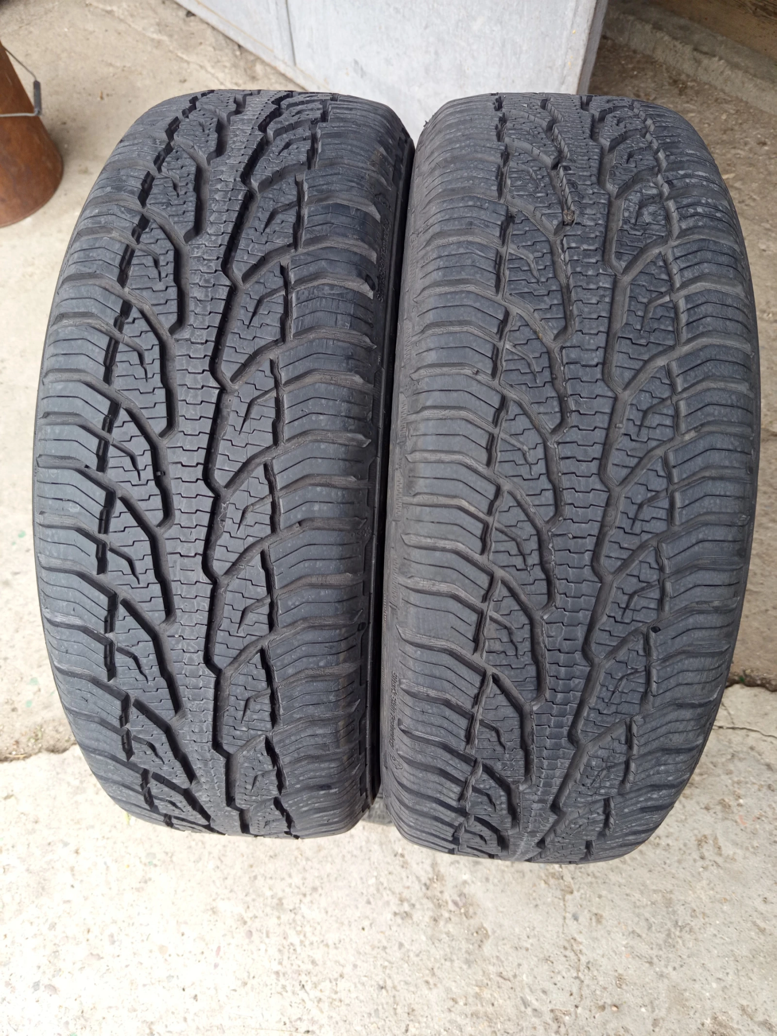 Гуми Всесезонни 205/60R16