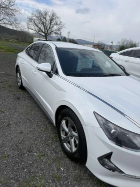 Hyundai Sonata НАЛИЧНА* LPG * * КЛИМАТРОНИК * * ГОЛЯМА НАВИГАЦИЯ*, снимка 2