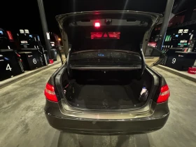Mercedes-Benz E 200, снимка 9