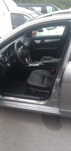 Mercedes-Benz C 220 | Mobile.bg    6