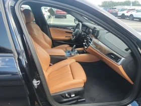 BMW 530 I xDrive*   * (CARFAX) | Mobile.bg    8