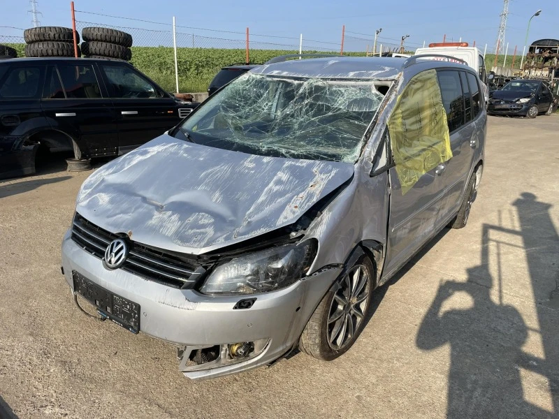 VW Touran 2.0, снимка 1 - Автомобили и джипове - 41451858