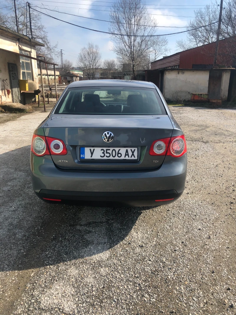 VW Jetta, снимка 5 - Автомобили и джипове - 47464601