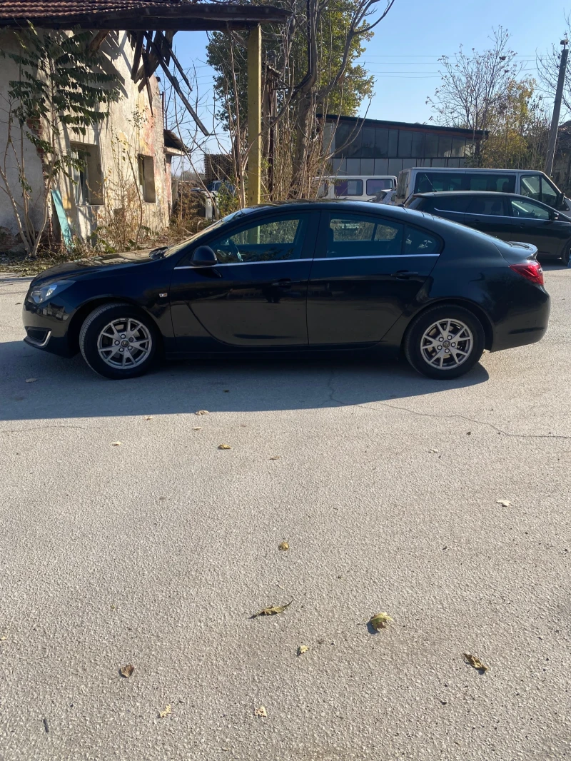 Opel Insignia, снимка 7 - Автомобили и джипове - 47910513