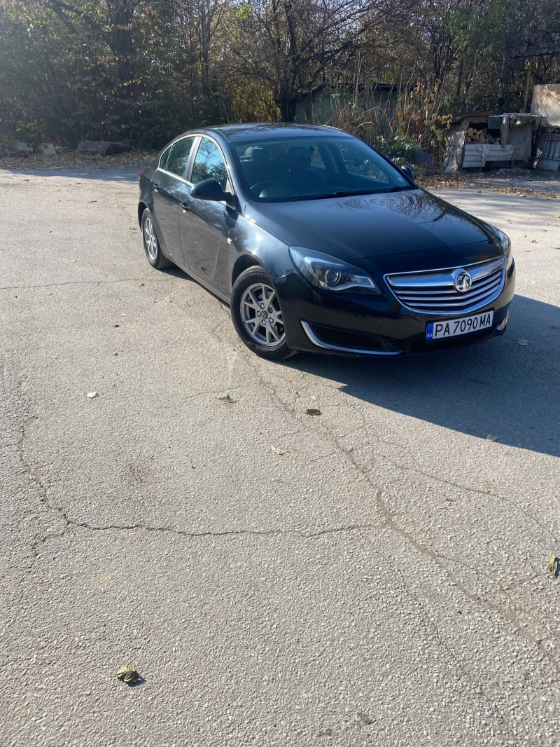 Opel Insignia, снимка 1 - Автомобили и джипове - 47910513