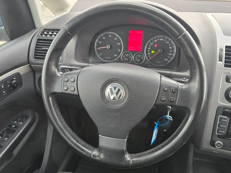 VW Touran 1.4TSI АВТОМАТИК 145000 км. ЕВРО 5, снимка 15 - Автомобили и джипове - 49276028