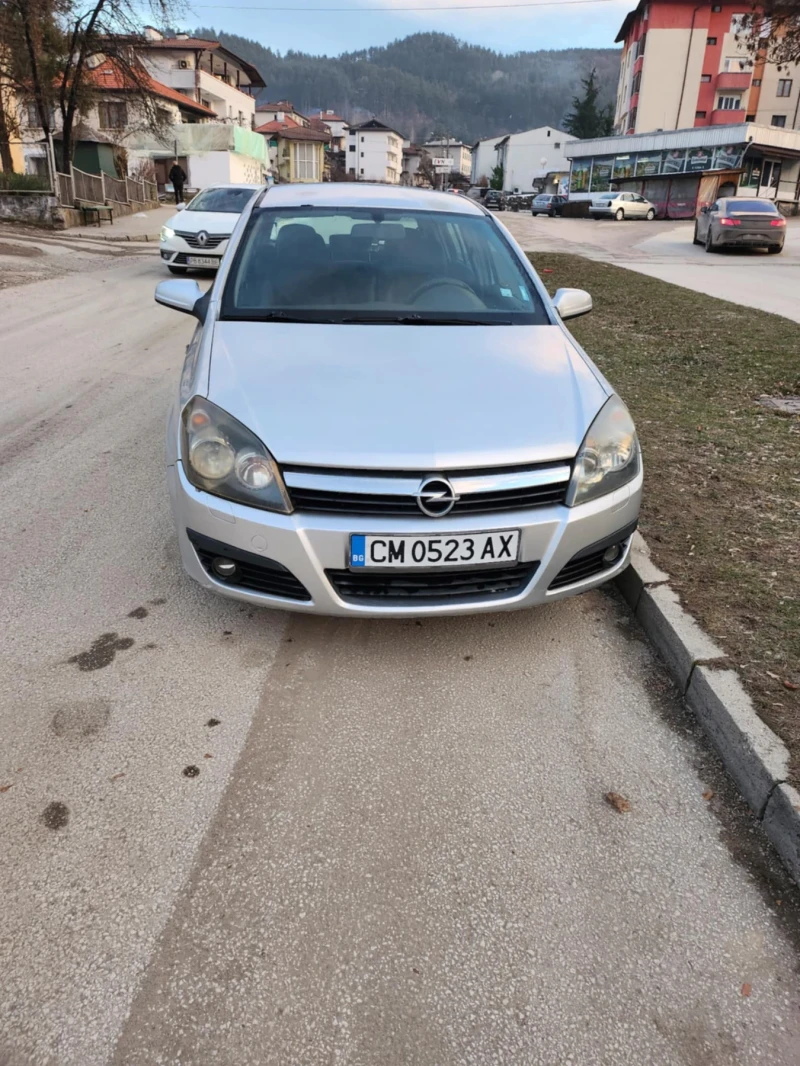 Opel Astra, снимка 1 - Автомобили и джипове - 49441108