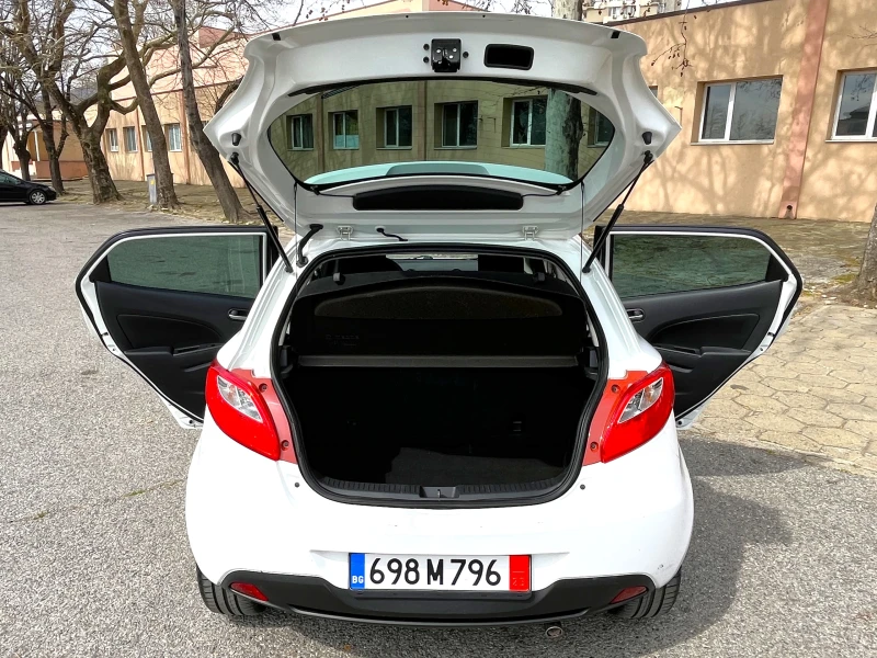 Mazda 2 Бензин/Газ BIFUEL Navigator GT, снимка 8 - Автомобили и джипове - 49800469