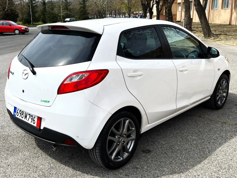 Mazda 2 Бензин/Газ BIFUEL Navigator GT, снимка 4 - Автомобили и джипове - 49800469
