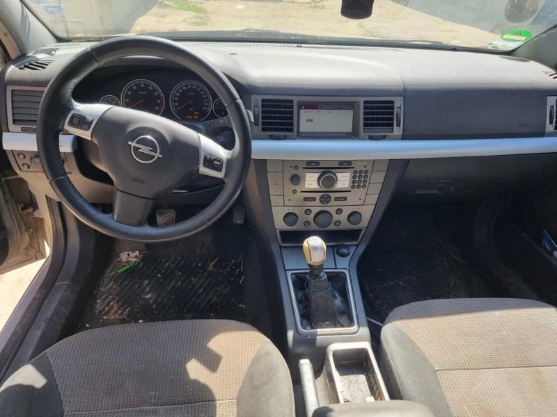 Opel Vectra 1.8 16V/GTS/ Навигация/Парктроници/Ксенон/Катализа, снимка 11 - Автомобили и джипове - 51899533