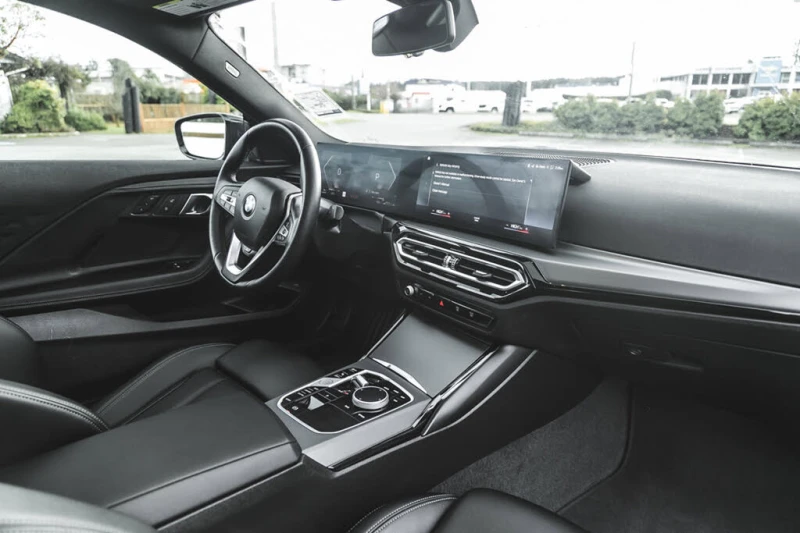 BMW 230 XDRIVE * CAMERA * LED * ПОДГРЕВ * NAVI, снимка 12 - Автомобили и джипове - 53419328