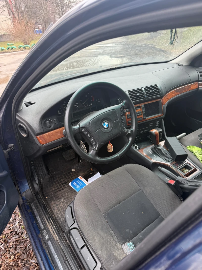 BMW 525 2, 5tds, снимка 3 - Автомобили и джипове - 53429848