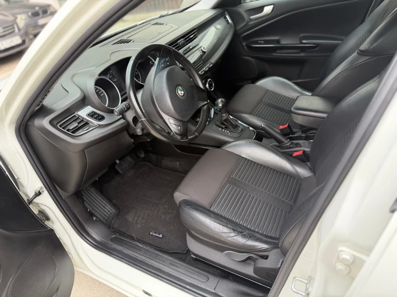 Alfa Romeo Giulietta, снимка 7 - Автомобили и джипове - 53458849
