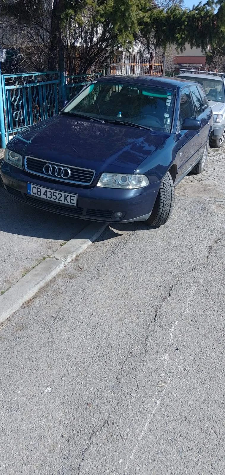 Audi A4 1.9 TDI уникат, снимка 8 - Автомобили и джипове - 53835174