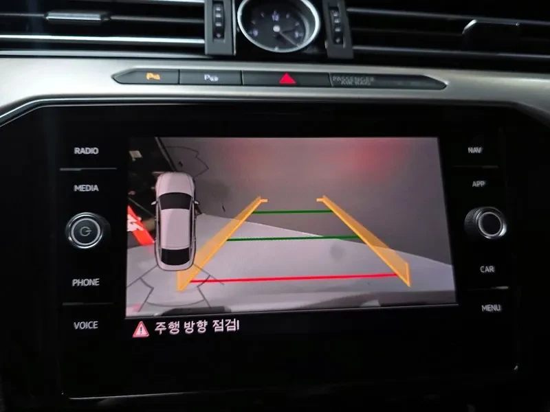 VW Arteon 2.0 Tdi Premium, снимка 14 - Автомобили и джипове - 56223908
