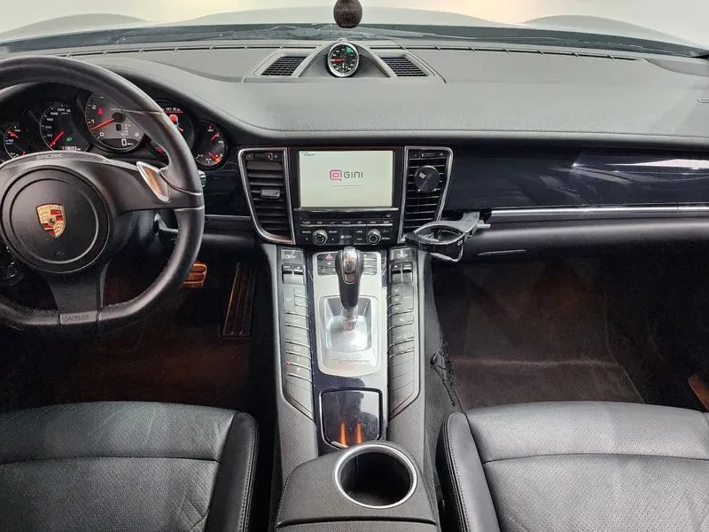 Porsche Panamera 3.6 AWD - САМО 30% АВАНС, снимка 13 - Автомобили и джипове - 56255535