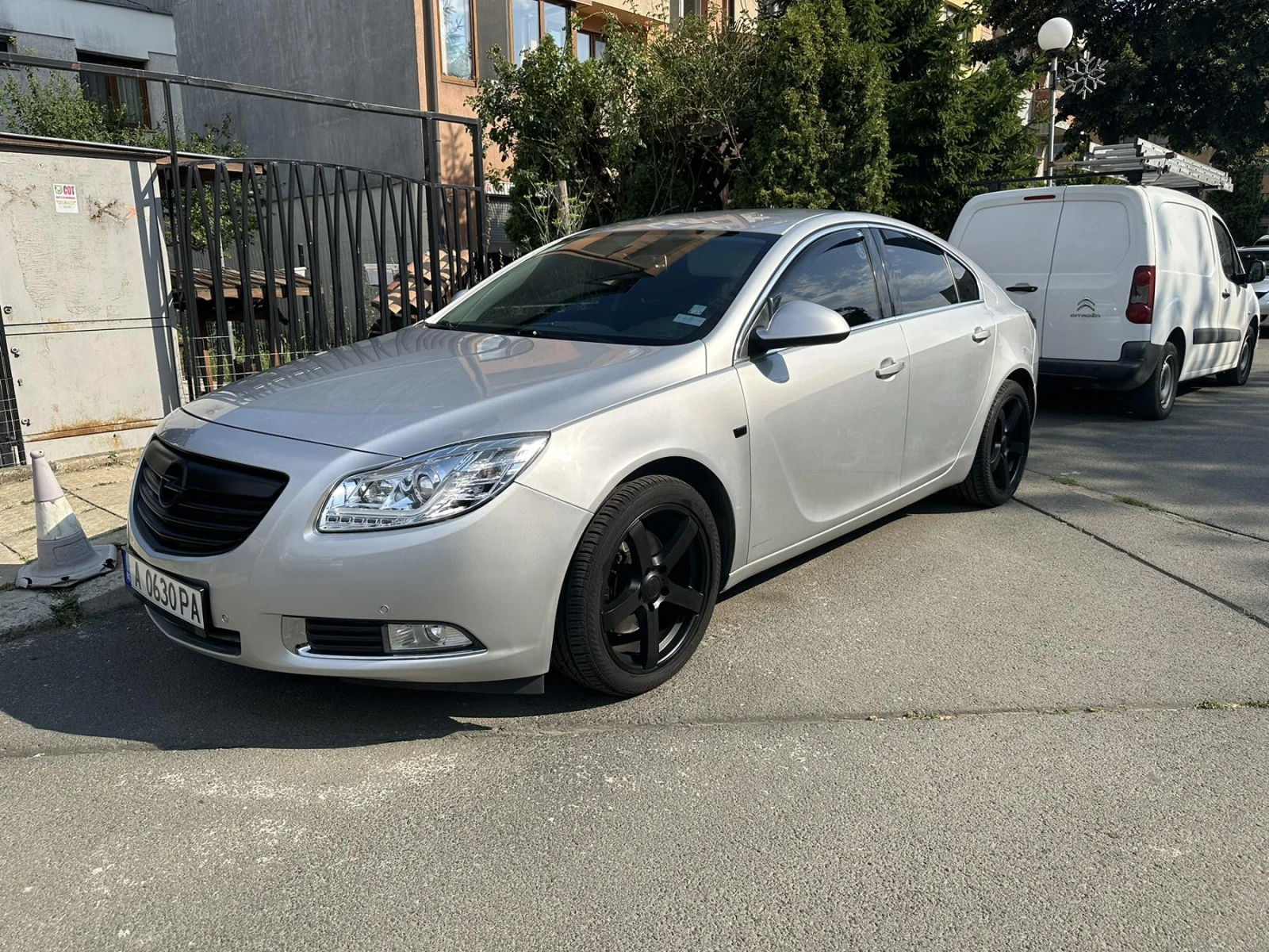 Opel Insignia 2.0 turbo - изображение 3