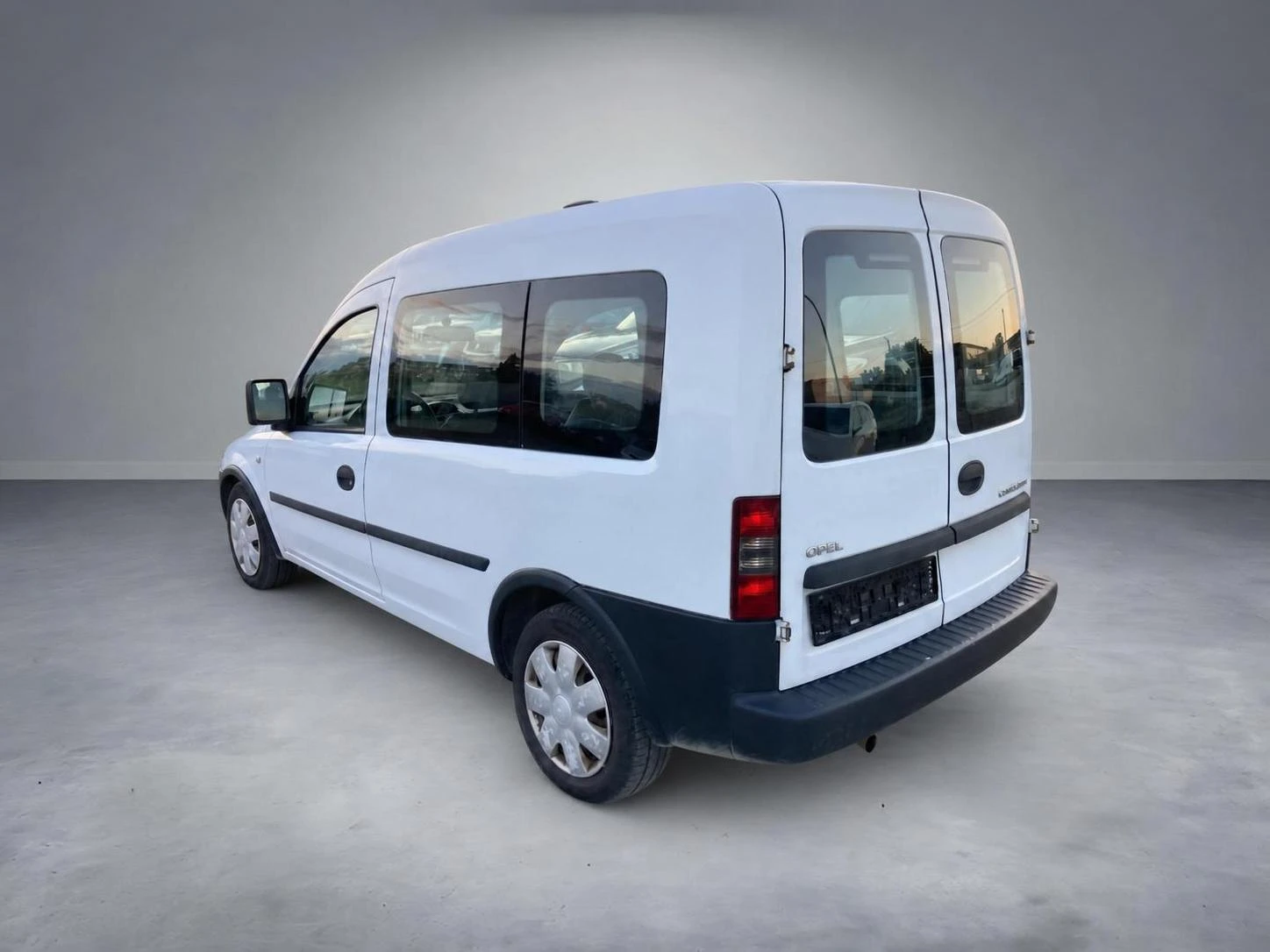 Opel Combo 1.3 CDTI, снимка 6 - Автомобили и джипове - 47564102