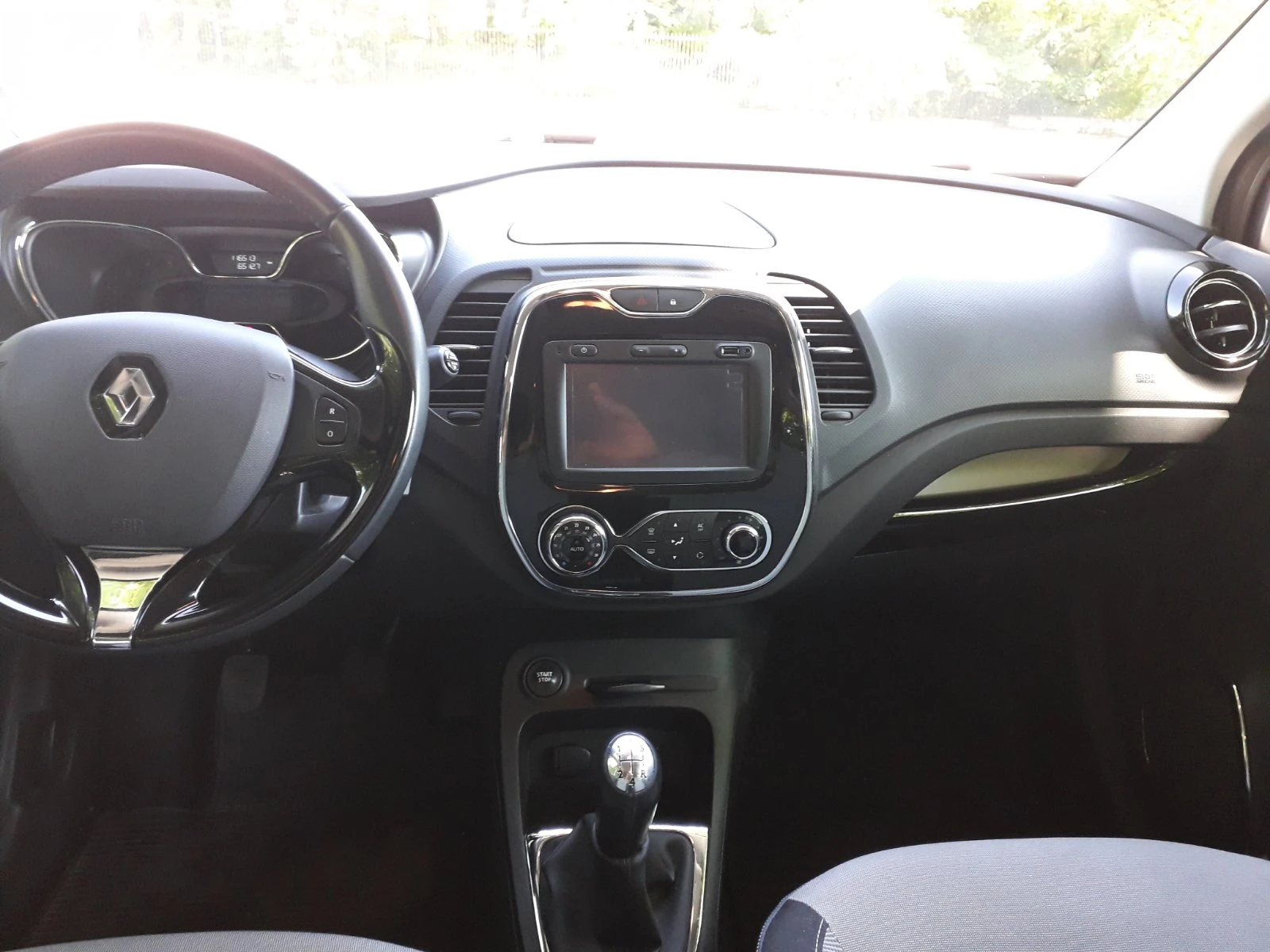 Renault Captur  - изображение 7