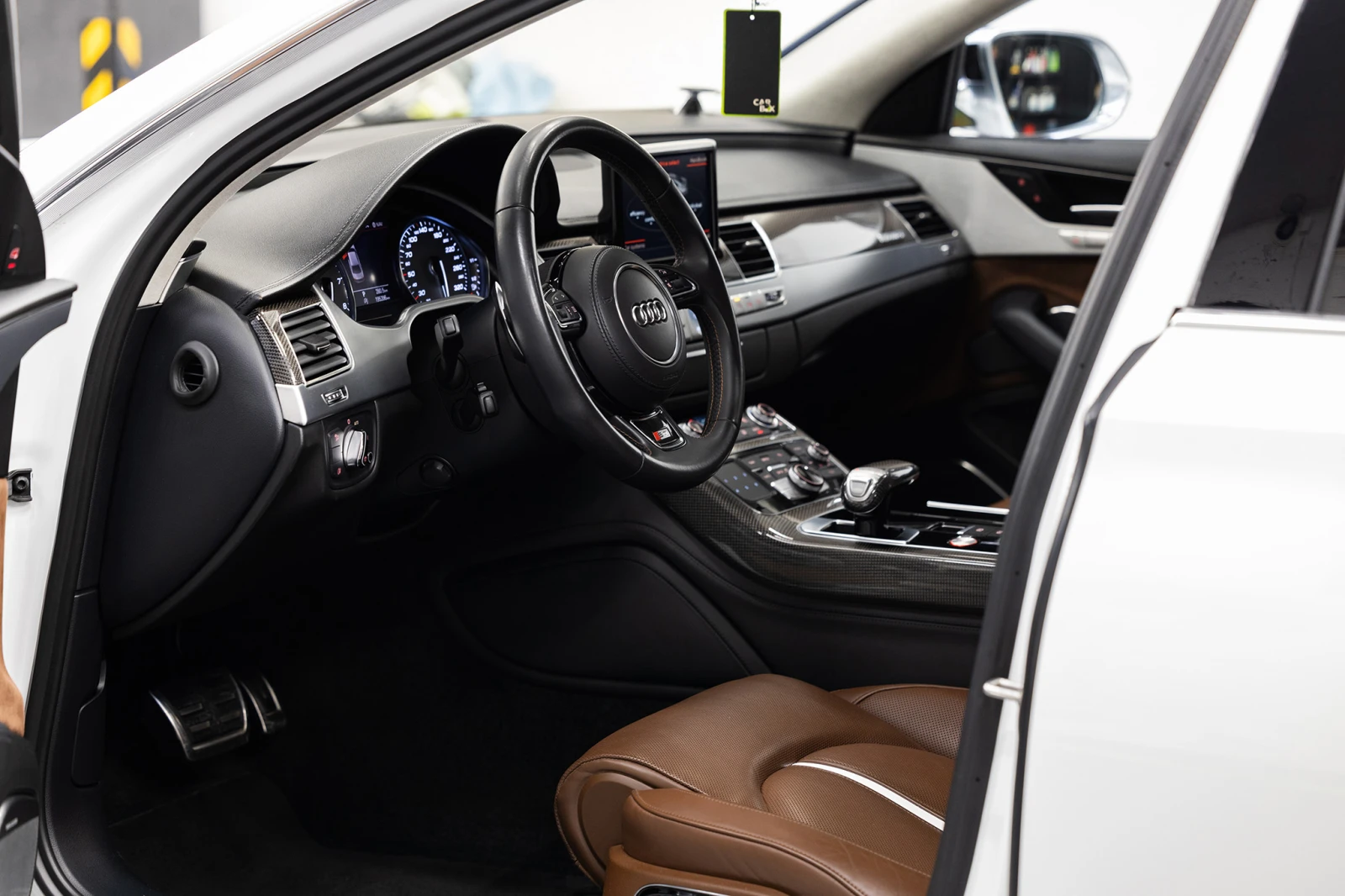 Audi S8 MATRIX, ABT, 360, ВАКУМ,  ОБДУХВАНЕ, МАСАЖИ - изображение 9