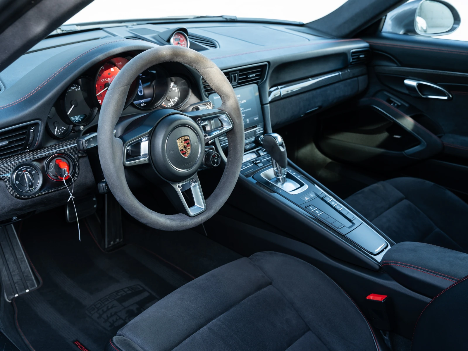 Porsche 911 Carrera GTS (991 II) - изображение 5