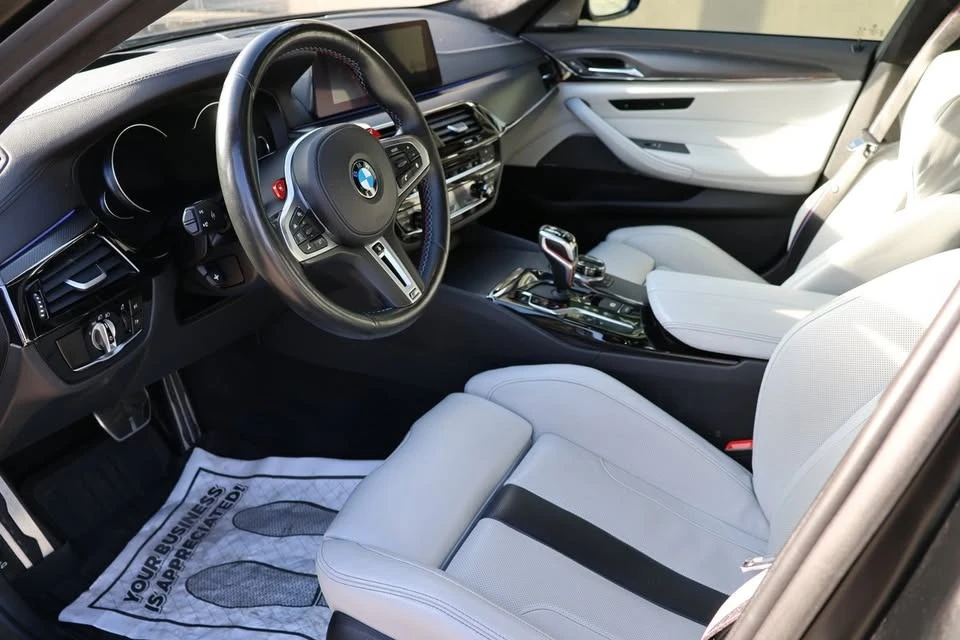 BMW M5 COMPETITION FROZEN BLACK * * CARFAX * * АВТОКРЕДИТ - изображение 10