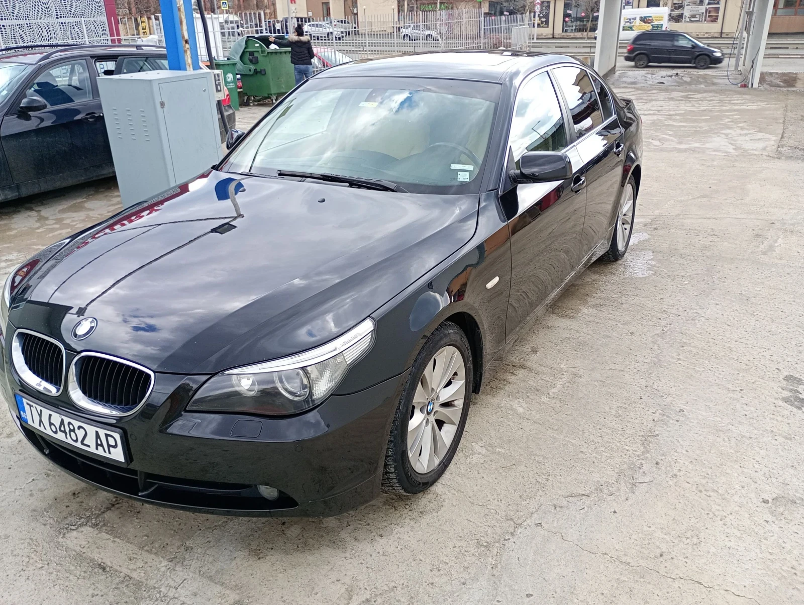 BMW 523  - изображение 8