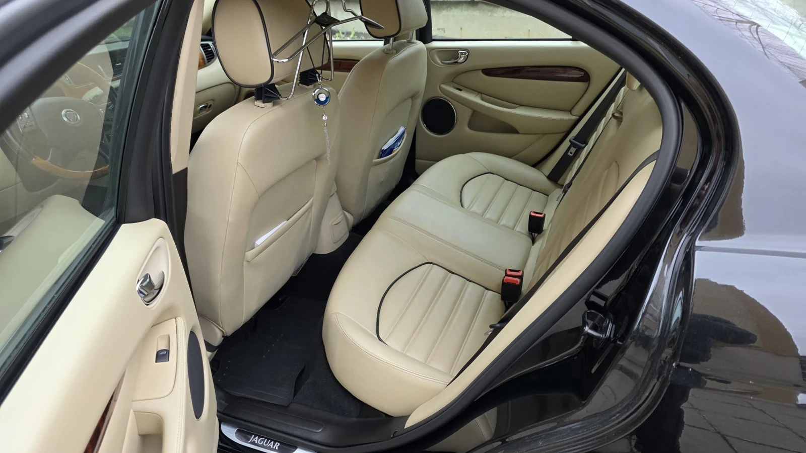 Jaguar X-type 3.0 V6 Sovereign - изображение 9