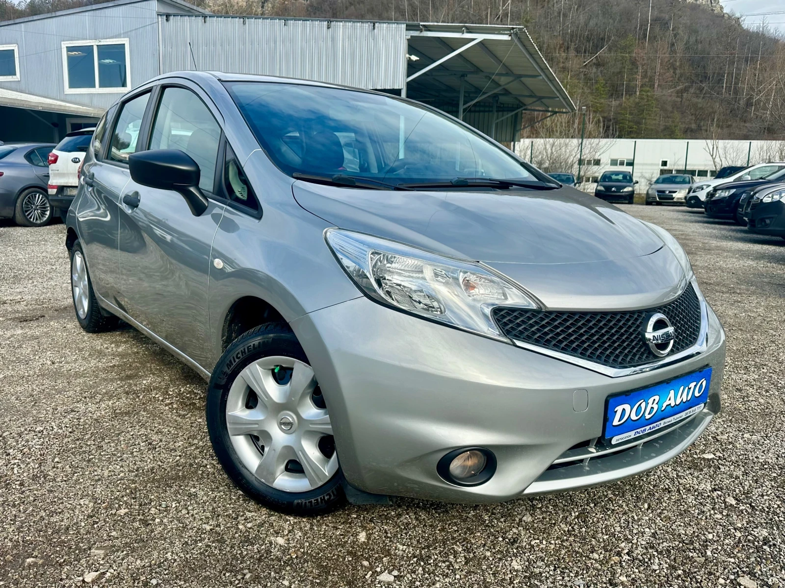 Nissan Note 1.2i-ACENTA-80к.с - изображение 7